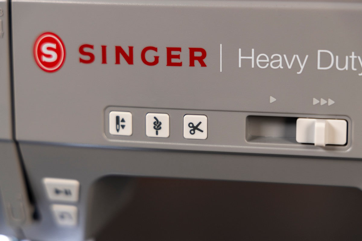 Singer Heavy Duty 6805